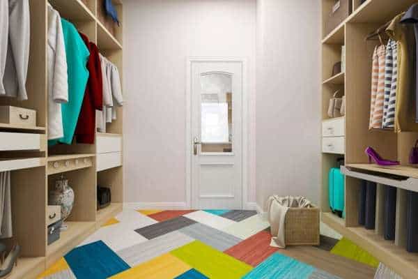 Keep Your Closet Clean And Free Of Clutter
